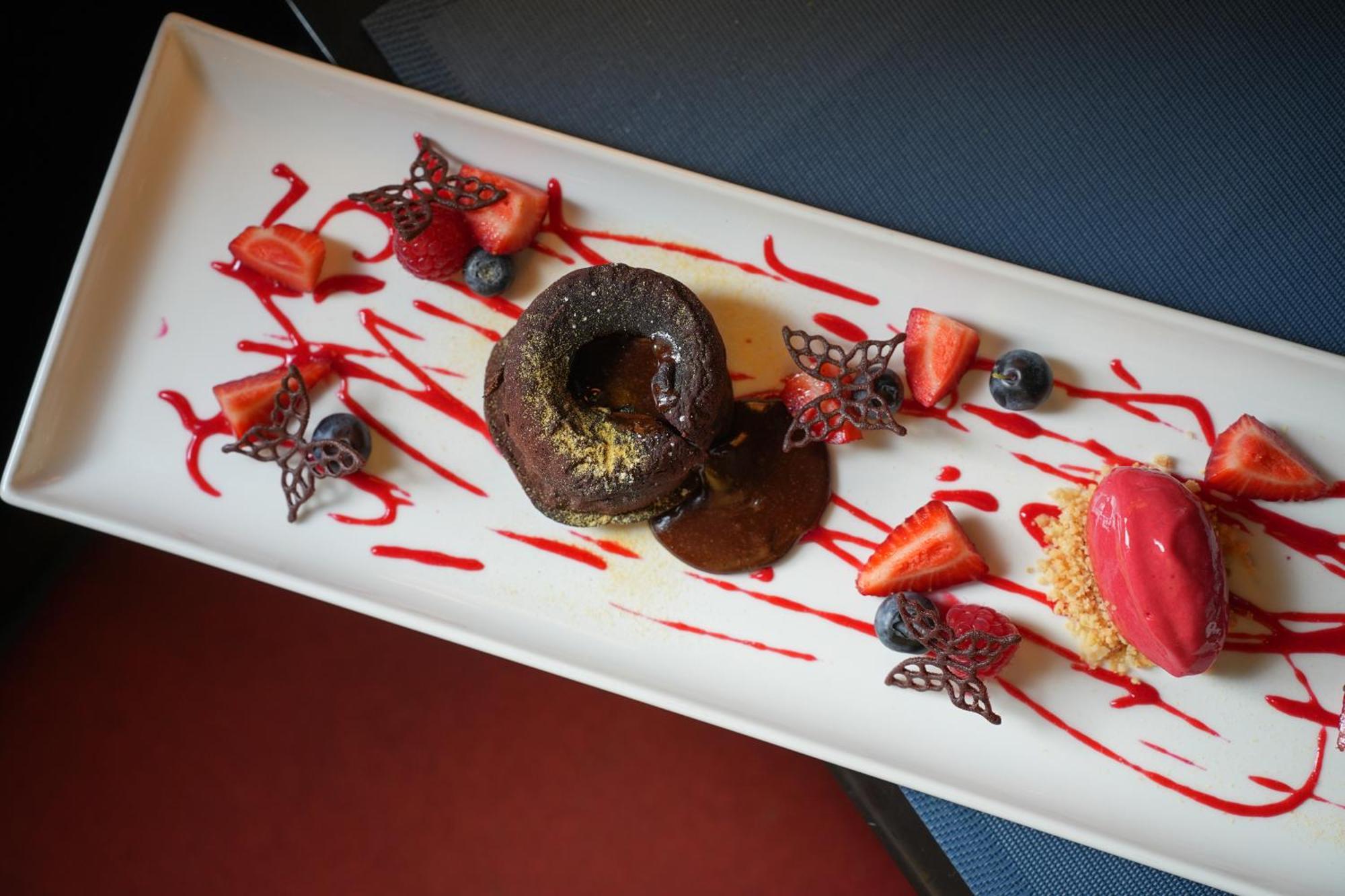 Imola Udvarhaz Dessert Hotel Eger Exterior photo